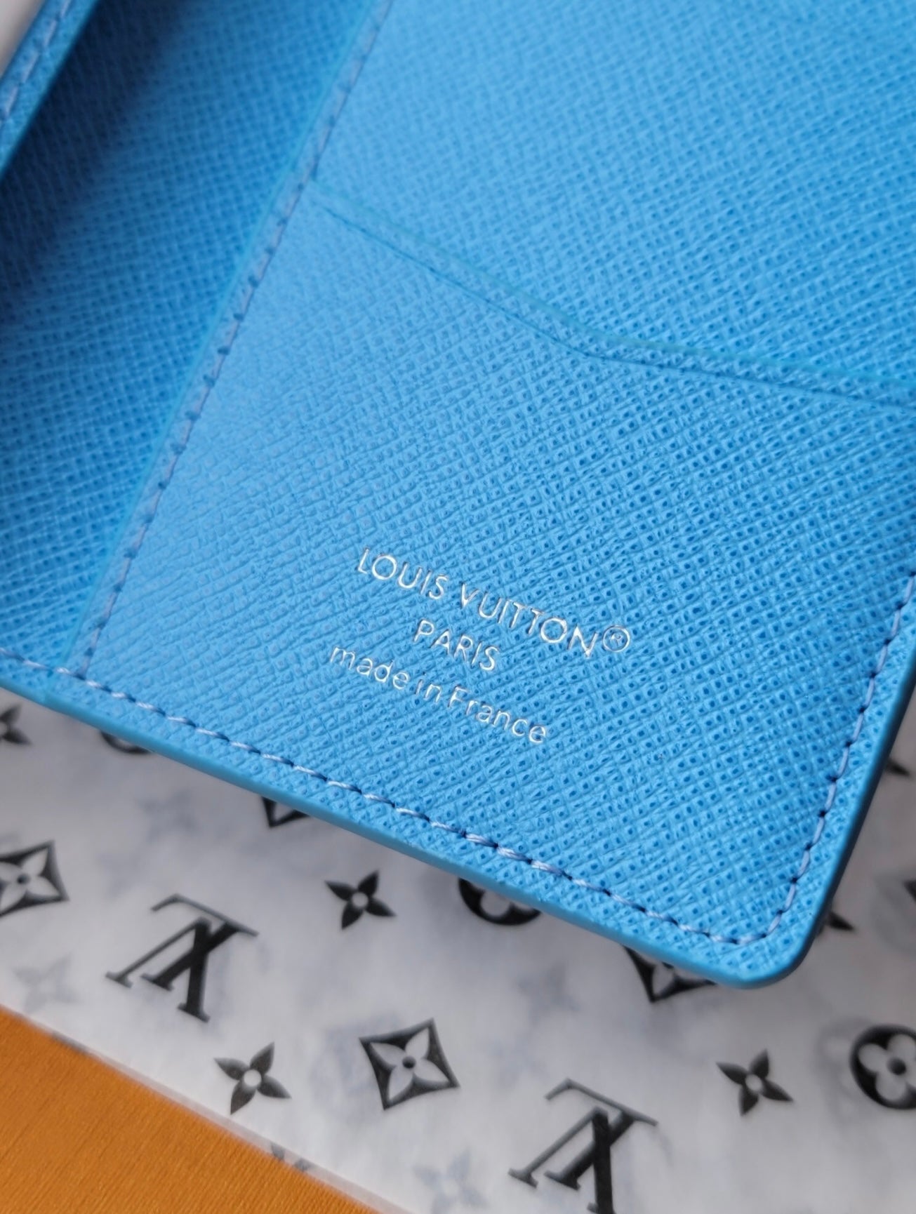 Cartera Pool in the sky